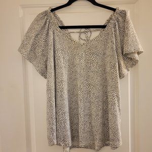 Bobeau Polka dot Flutter Sleeve Shirt, Size M